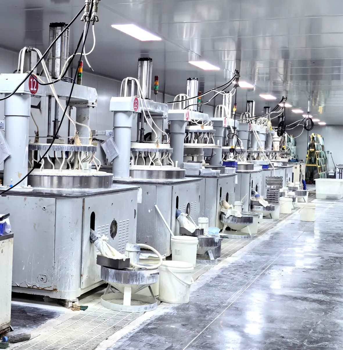Rough processing equipment for optical lens blanks in the manufacturing workshop